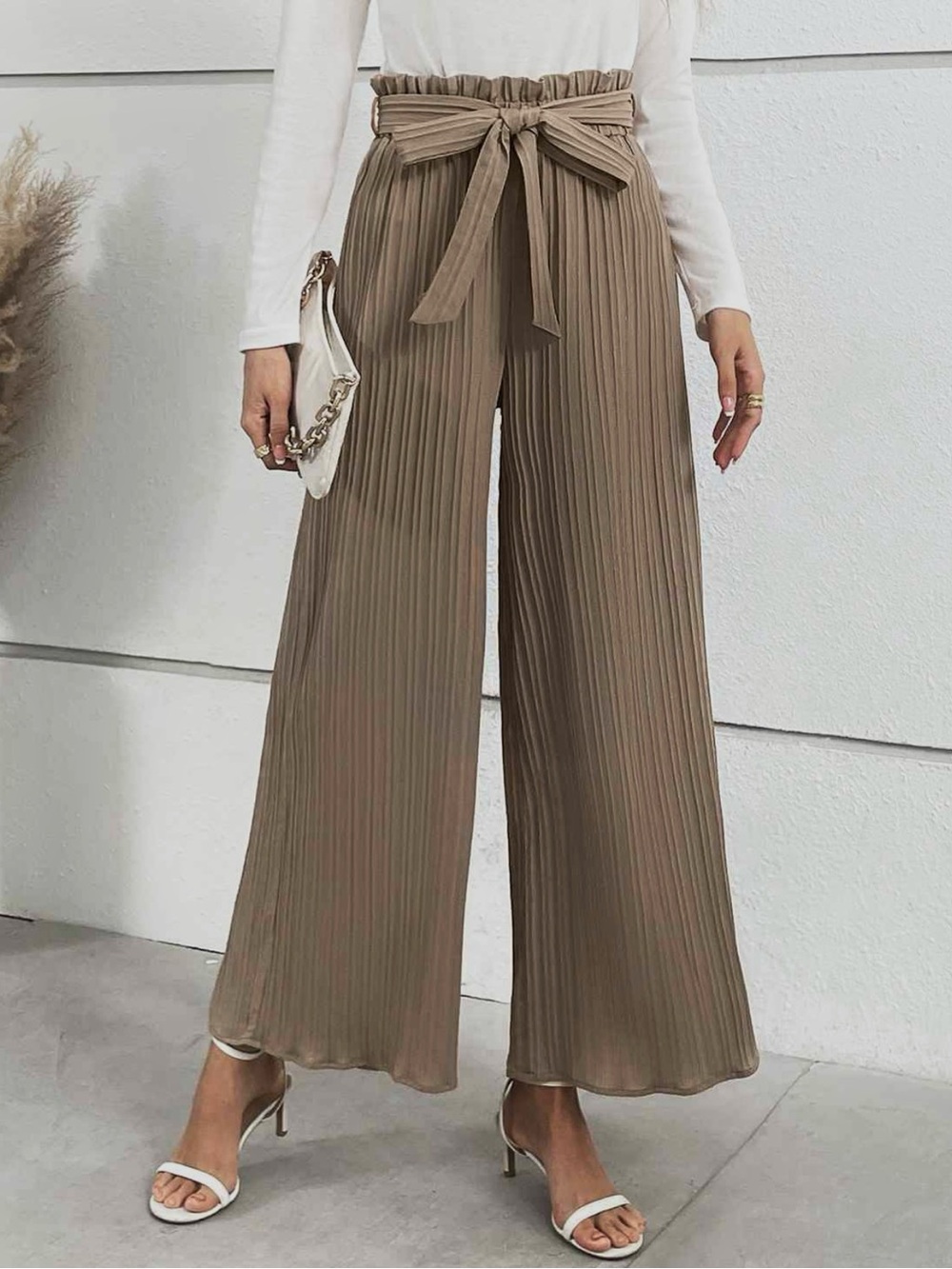 NWT Jon & Anna High-Waist Pleated Wide-Leg Cropped Pants - Taupe